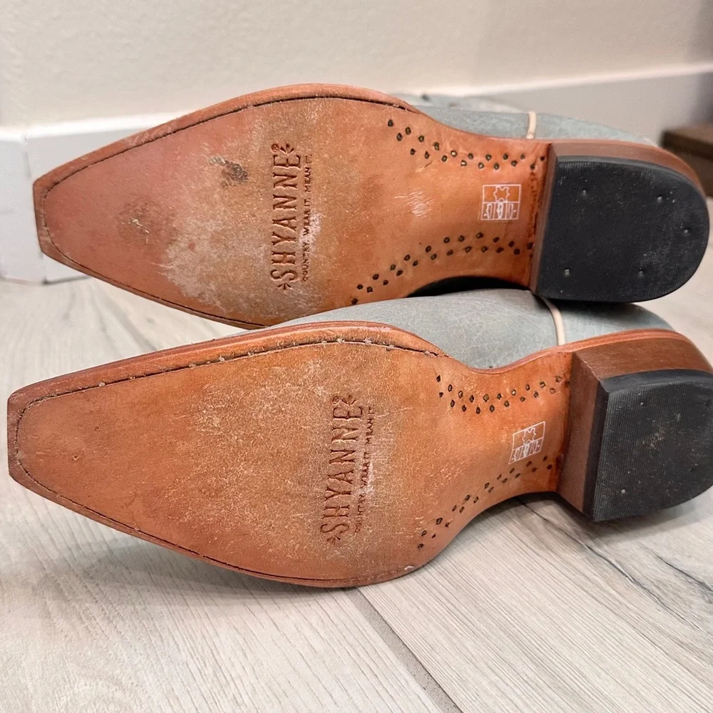 Shyanne Floral Embroidered Western Boots - Picture 3 of 3